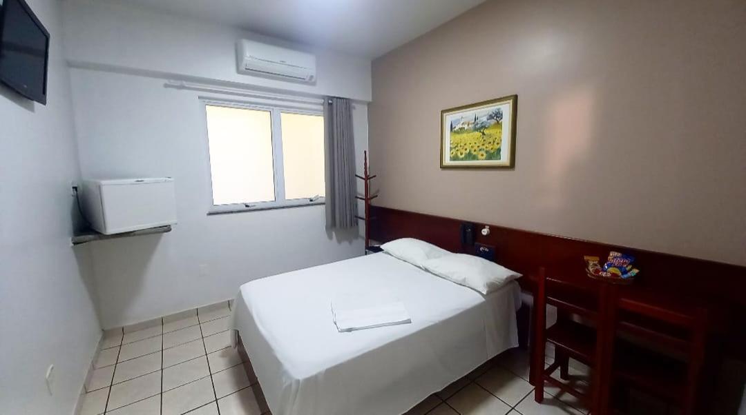 Alpha Ville Hotel Асіс Екстер'єр фото