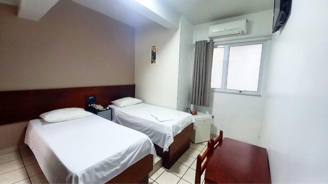 Alpha Ville Hotel Асіс Екстер'єр фото