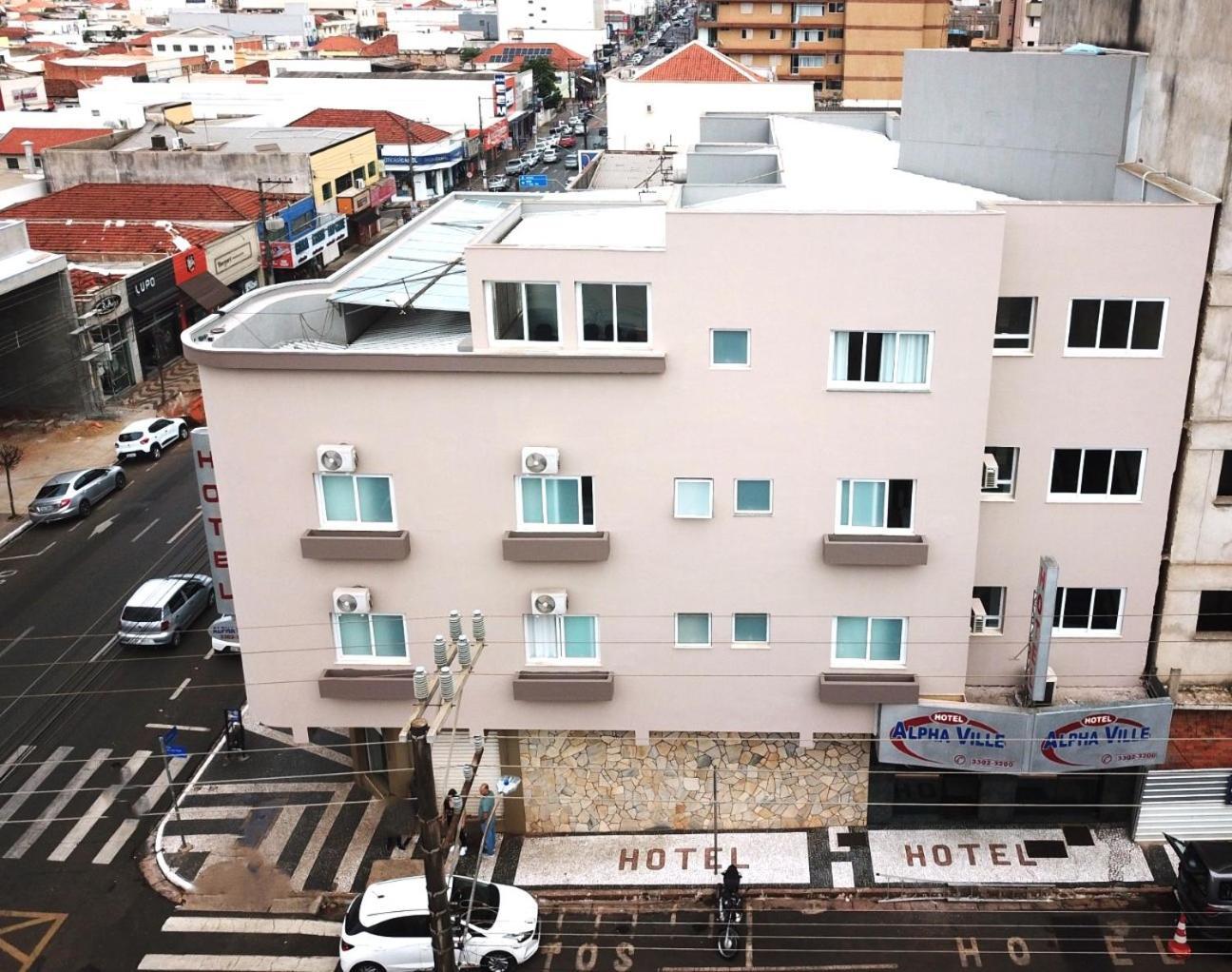 Alpha Ville Hotel Асіс Екстер'єр фото