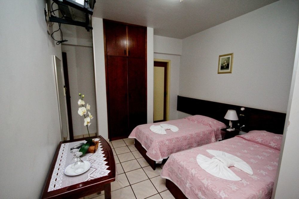 Alpha Ville Hotel Асіс Екстер'єр фото